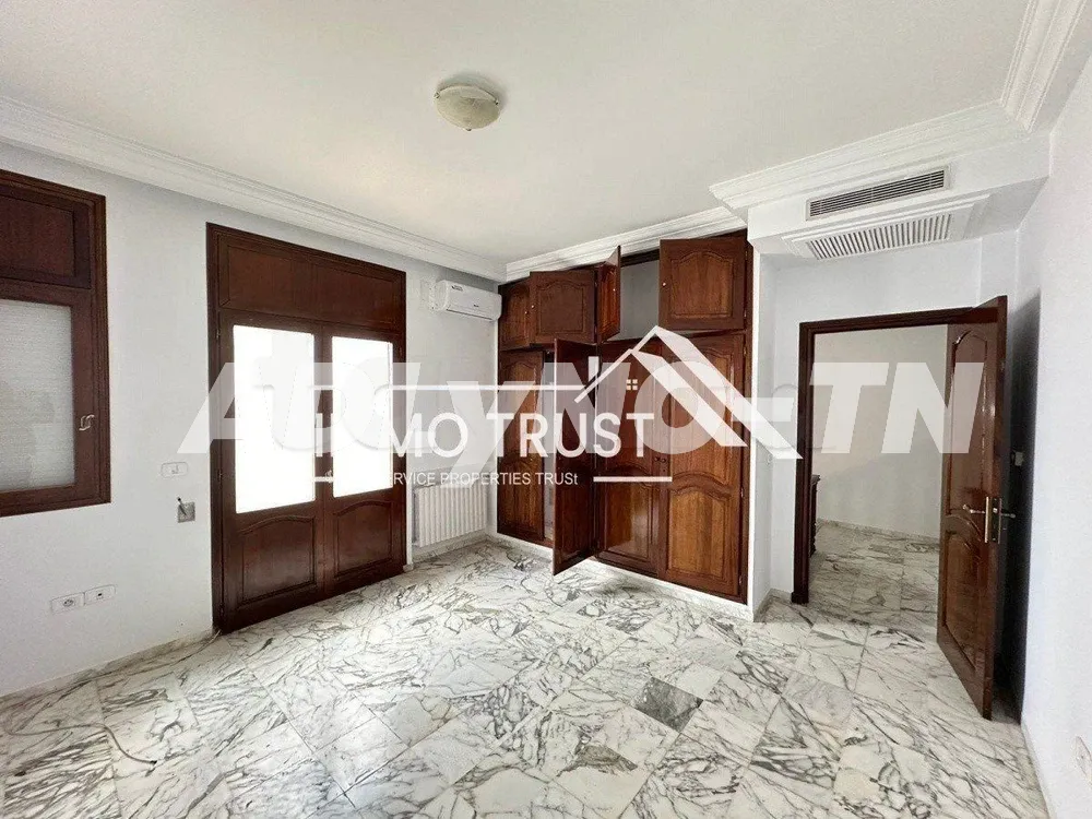 ?Villa S+4 à La Marsa à Tunis - Photo 7