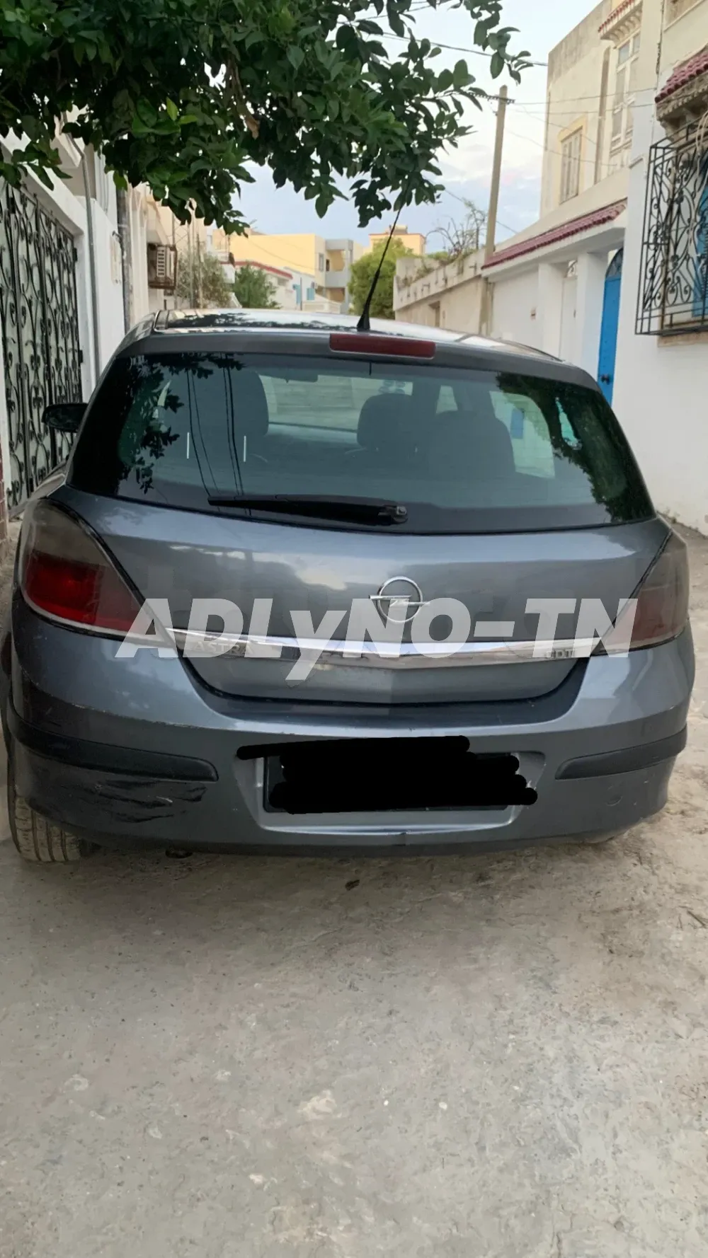 Opel Astra H à Tunis - Photo 3