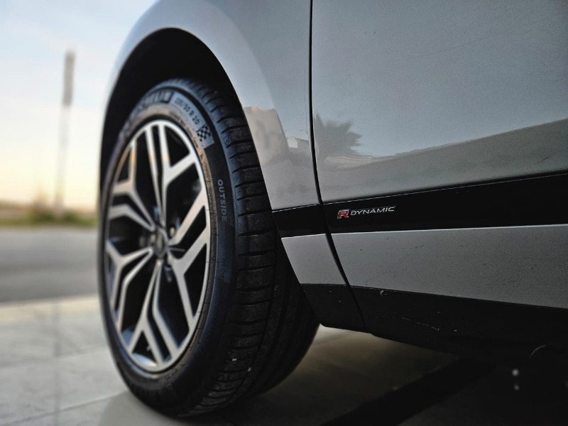 Land rover EVOQUE Diesel 2020 à Monastir - Photo 4