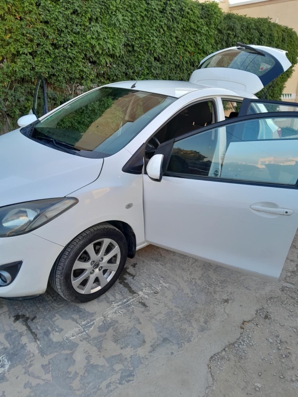 Mazda MAZDA2 Essence 2014 à Ben Arous - Photo 1