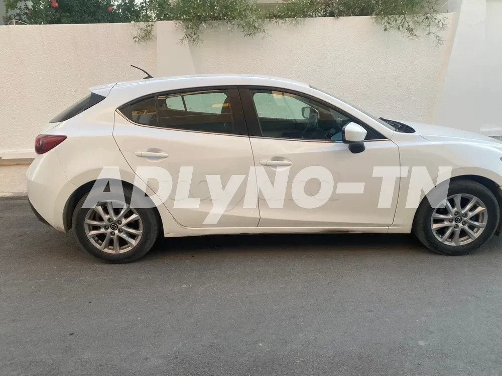 Voiture mazda 3 à sousse - Photo 2