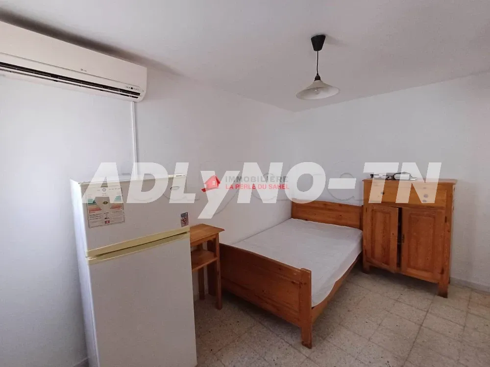 UN BEAU REZ DE CHAUSSÈ DE VILLA S+3 A?KHZAMA OUEST à sousse - Photo 8