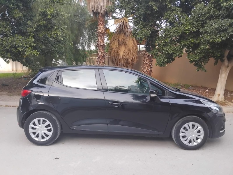 CLIO 4 PREMIÈRE MAIN EN TRÈS BON ÉTAT à Bizerte - Photo 2