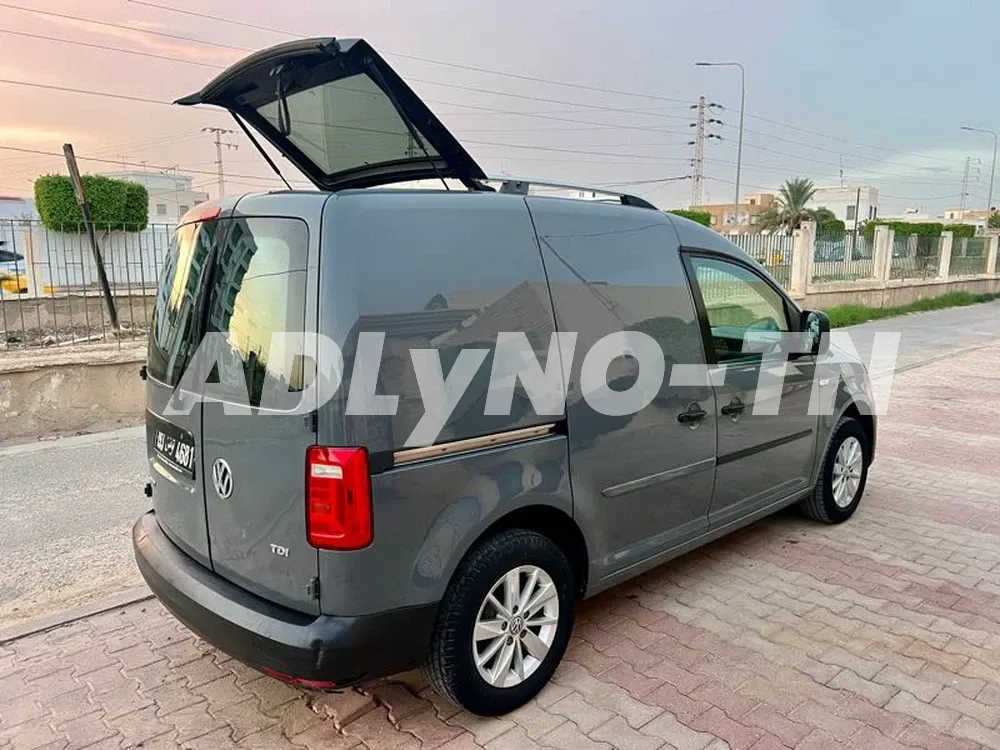 CADDY TDI PREMIERE MAIN PRESTIGE à Sfax - Photo 1