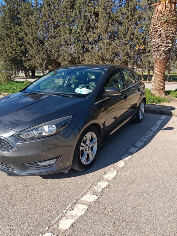 Ford FOCUS Essence 2016 à Ariana - Photo 4
