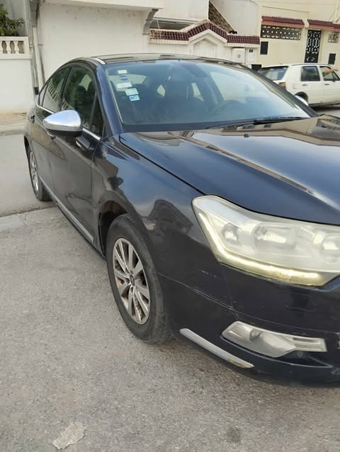 Citroen C5 Diesel 2011 à Tunis - Photo 4