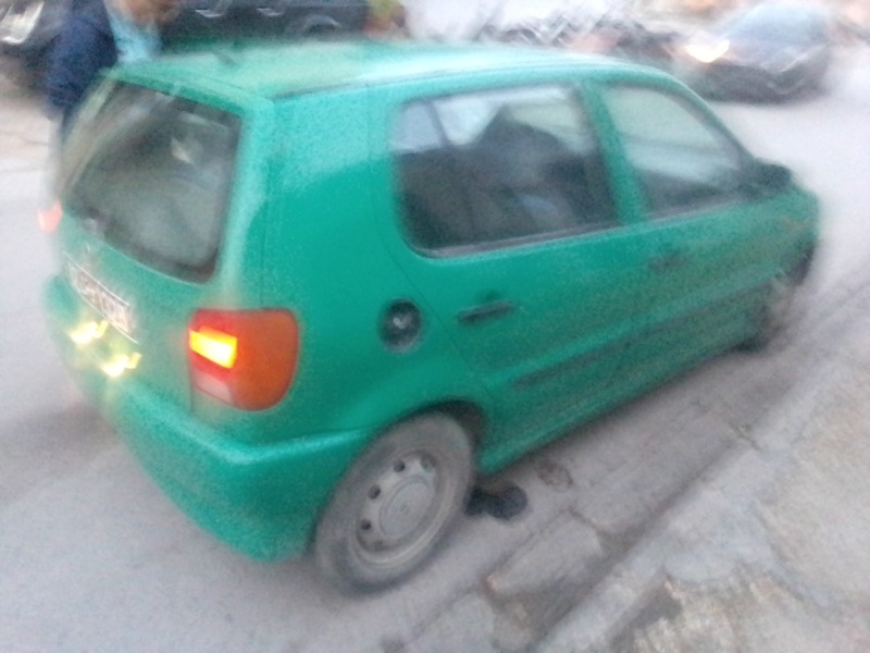 Volkswagen Polo Essence 1998 à Manouba - Photo 3