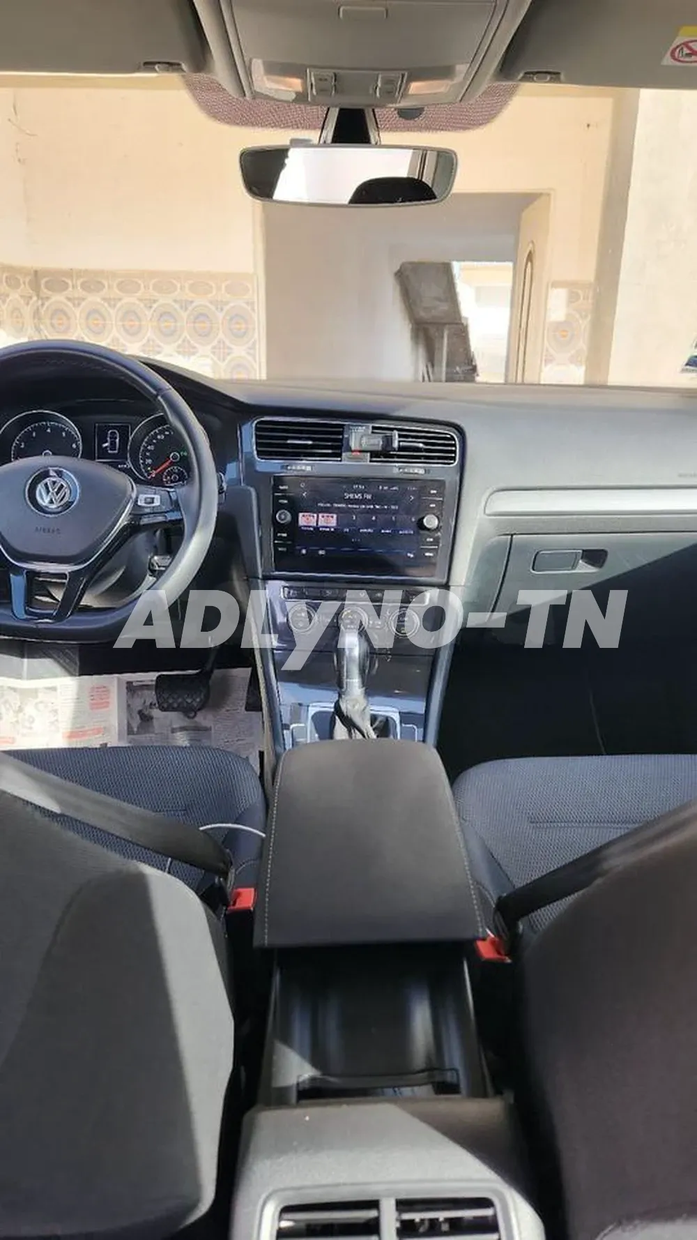 a vendre golf toute options nouveau 6 cv mawjouda fi kairouan boite automatipue 7 vitesse tel 92595666 à Kairouan - Photo 7