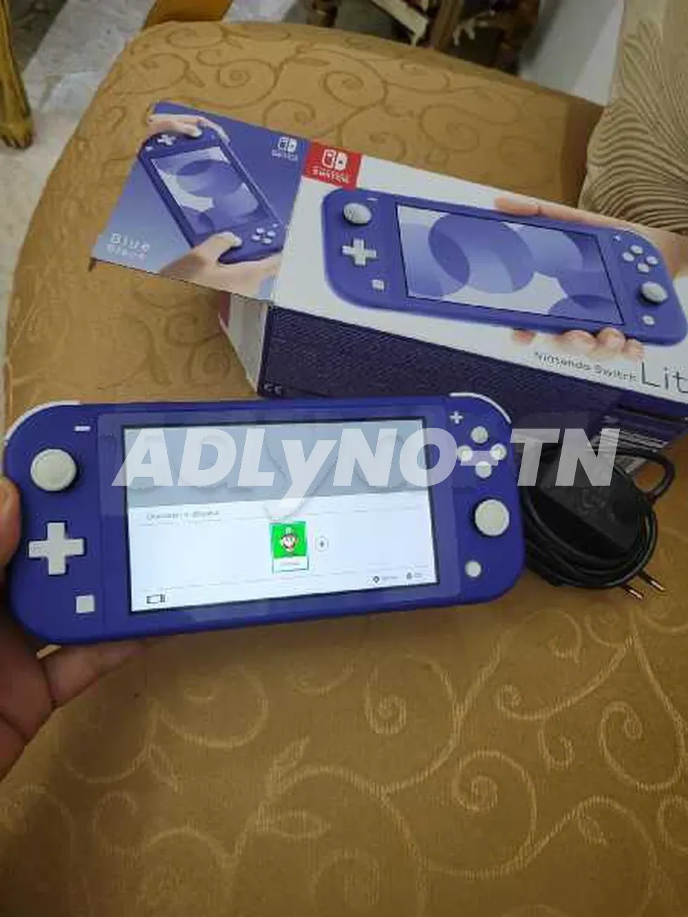 nintendo switch lite non patchée avec paquet et chargeur dorigine prix 430d à Manouba - Photo 5