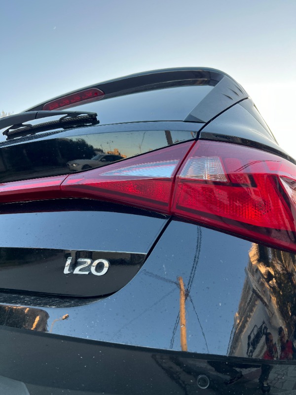 Hyundai I20 Essence 2023 à Tunis - Photo 4