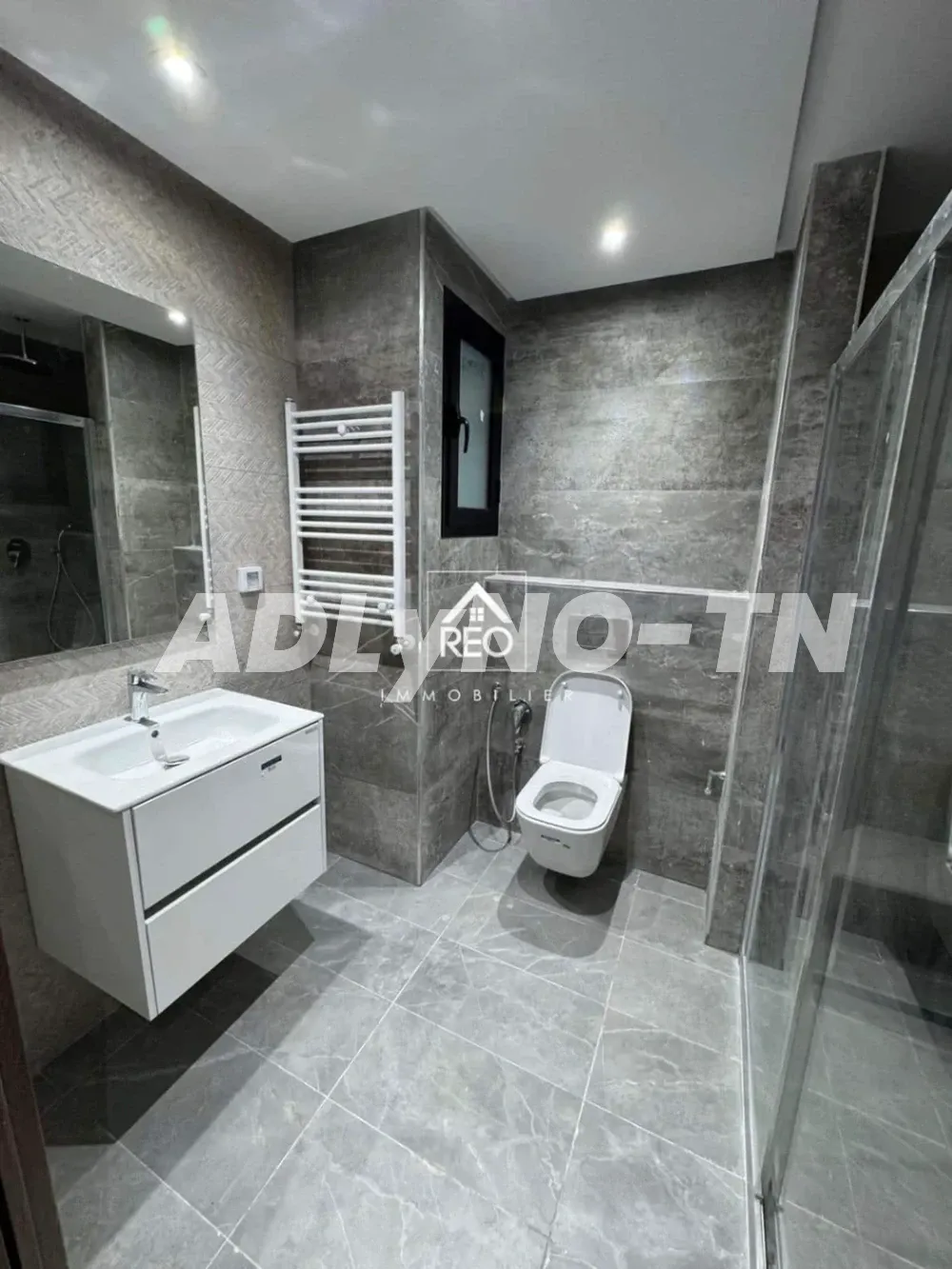 REO Immobilier propose à la vente un duplex situé à La Soukra, réparti sur deux étages à Ariana - Photo 6