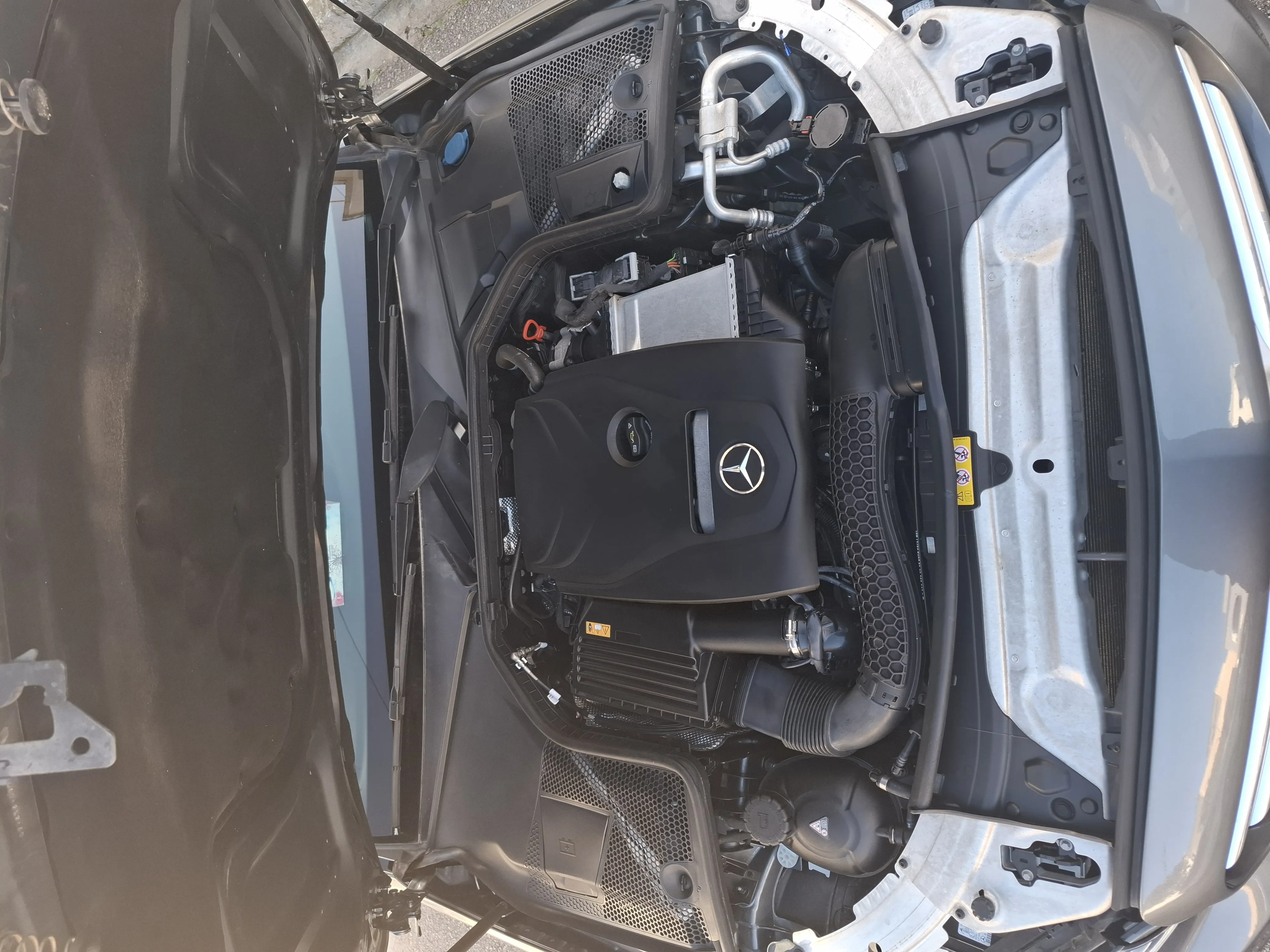 Mercedes C 180 à Ariana - Photo 2