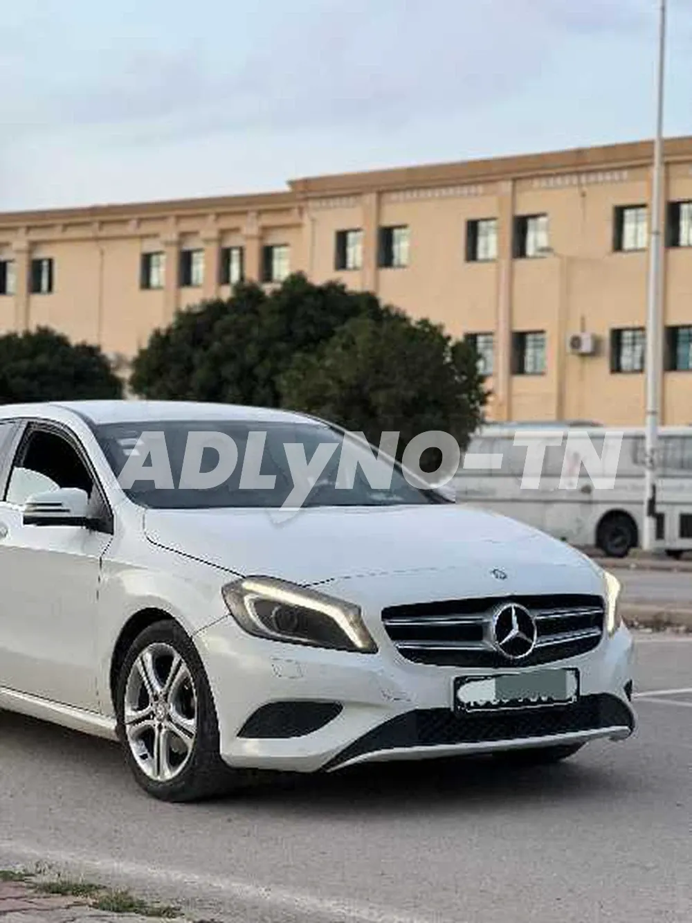 Mercedes Classe A boîte auto très propre à Tunis - Photo 6