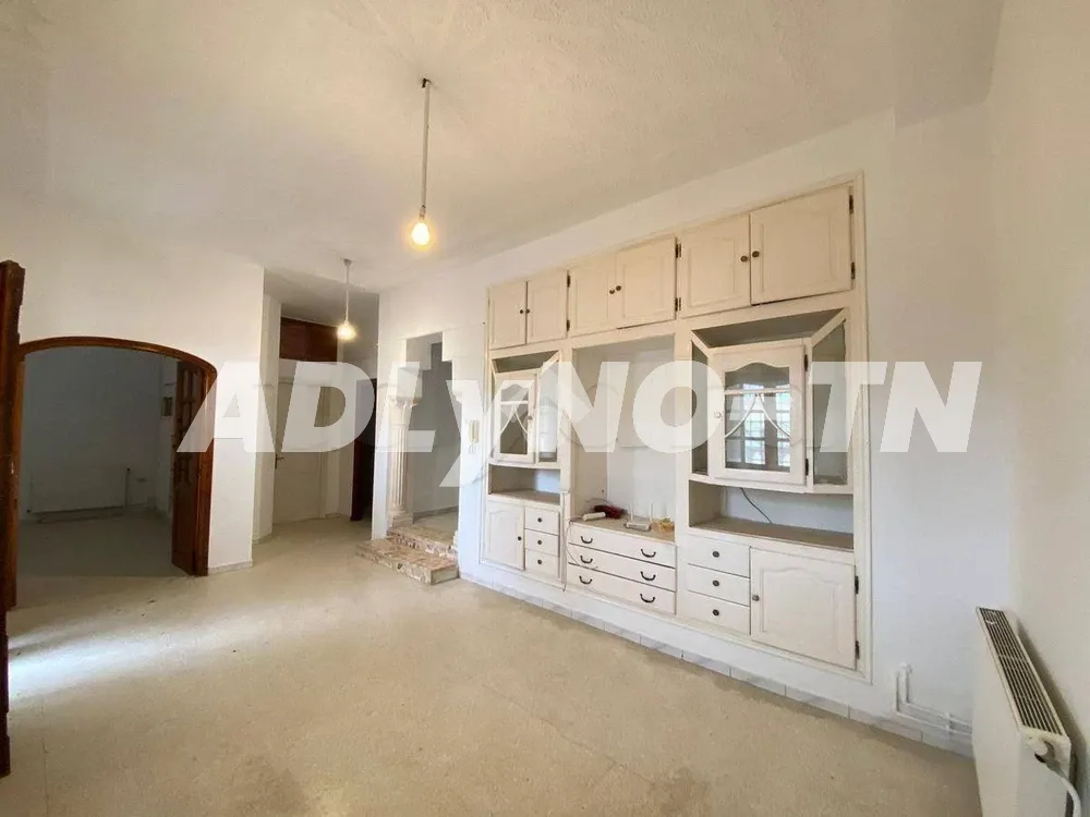 Etage de villa en Location à Ennasr 2 à Ariana - Photo 4