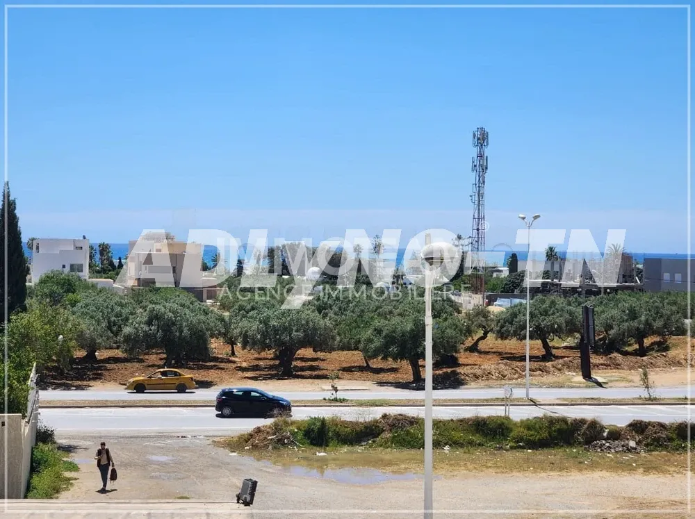  A vendre 2 Terrain 300 m² et 500 m² situé à akouda zone KBISSA 