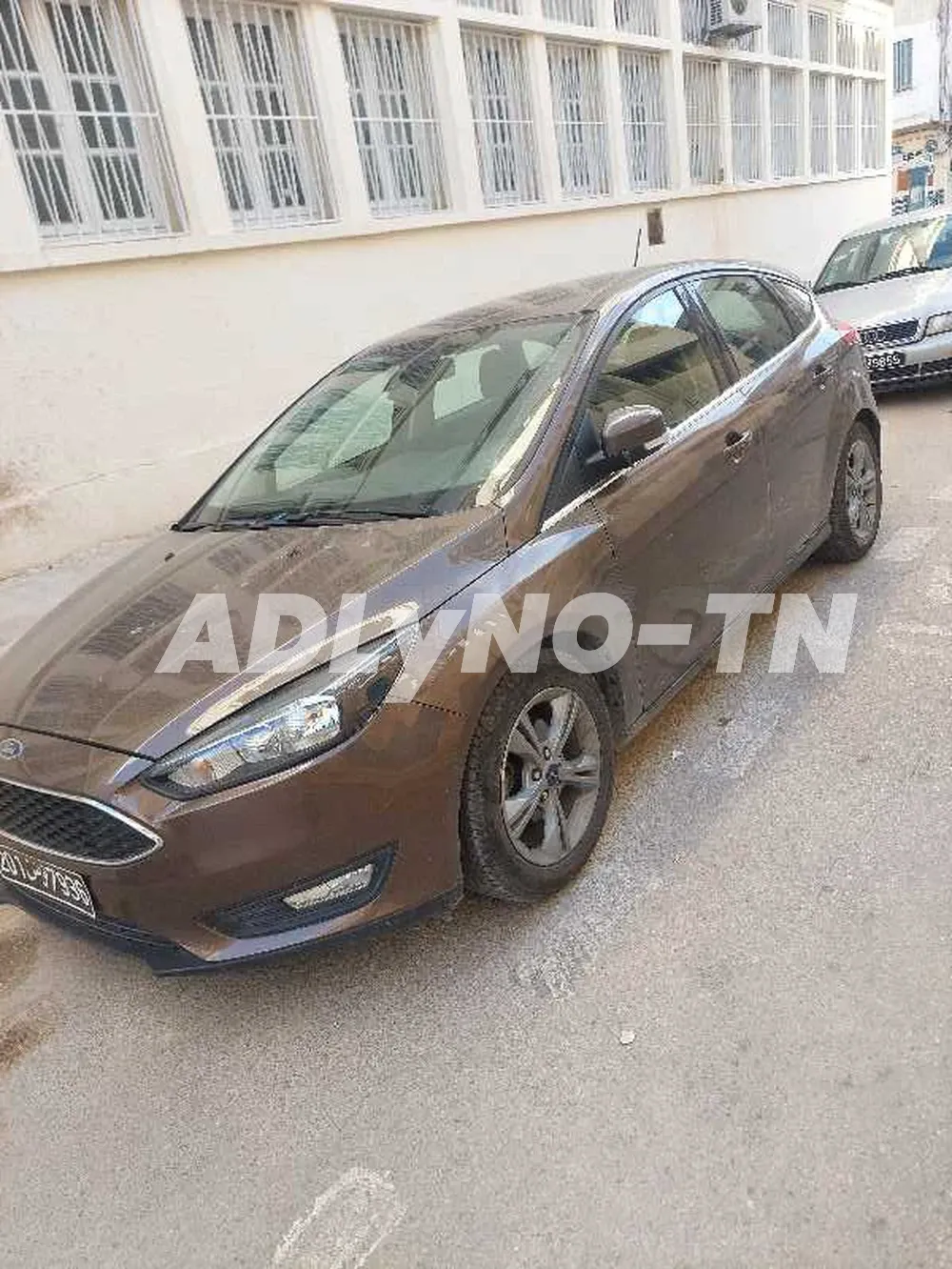 je vends ma voiture Ford focus ecoboost à Ariana - Photo 4