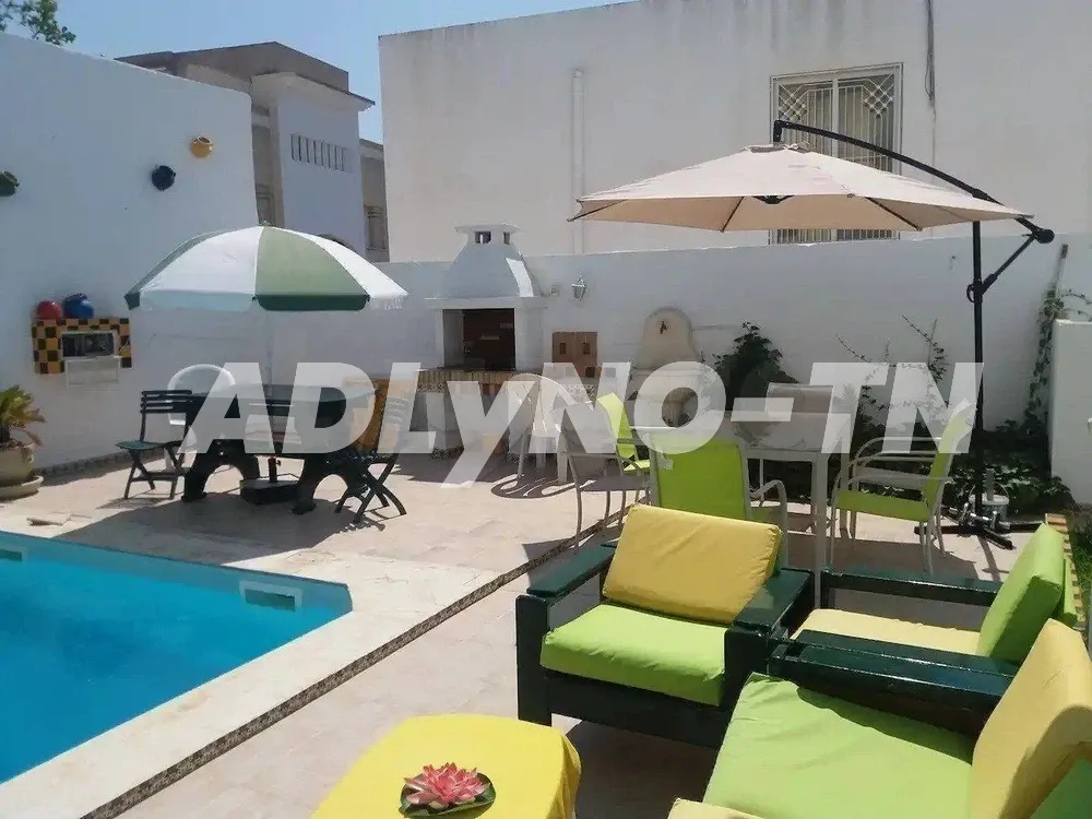 Duplex S+3 avec piscine et jardin à Ennasr 2 à Ariana - Photo 1