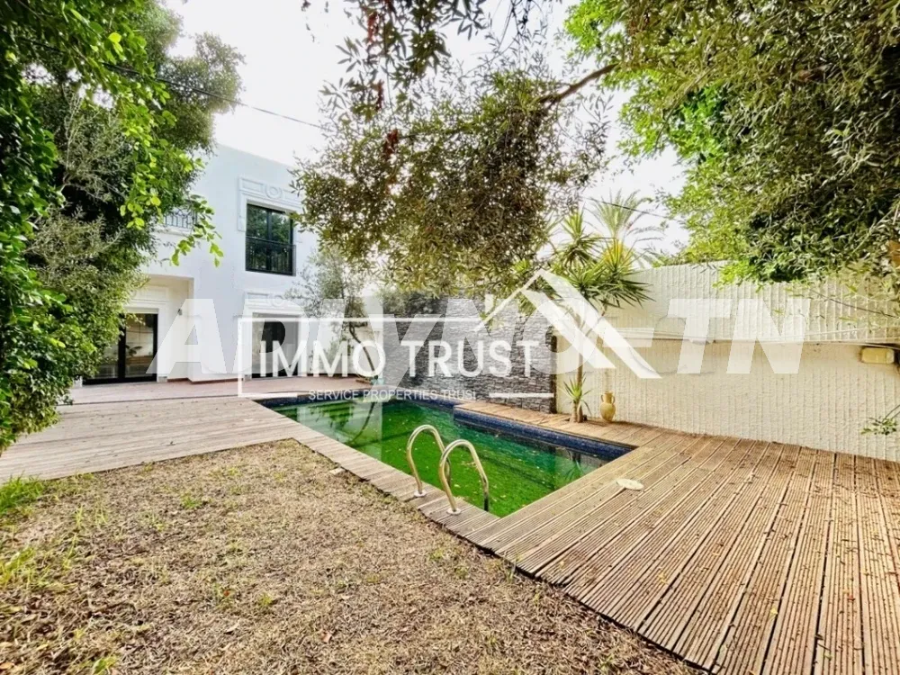  un terrain de 1000 M² a vendre 