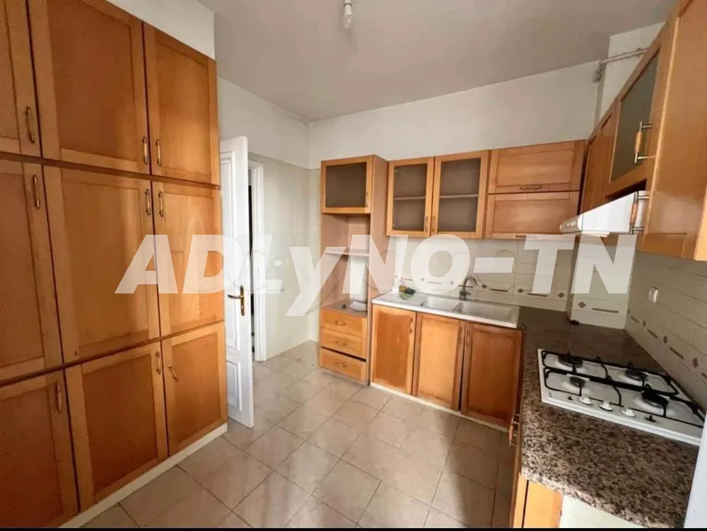 a vendre un appartement s2 a l'aouina cité wahat à Tunis - Photo 5