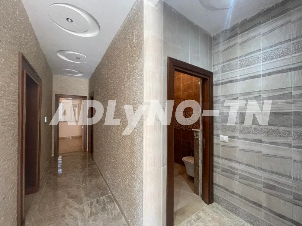 RDC s+3 avec piscine à erriadh Borej cerdia coté solimar 29757584 à Ben Arous - Photo 4