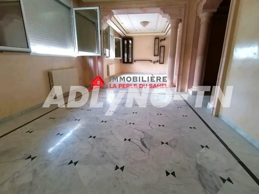 REZ DE CHAUSSE + DEUX ETAGES A⛔ HAMMEM SOUSSE à sousse - Photo 1