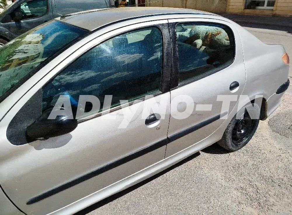 vente 206 sedan à Ben Arous - Photo 1