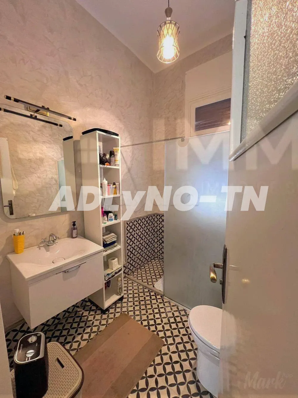 A louer villa bien entretenue avec jardin à Mutuelle ville à Tunis - Photo 2