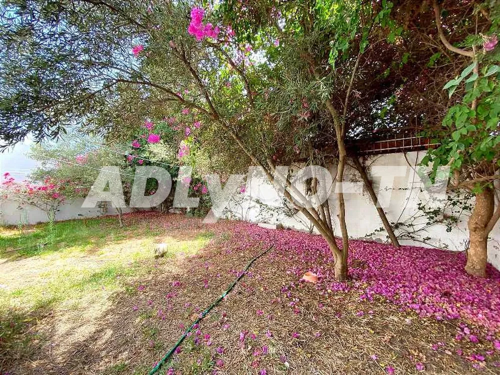 Magnifique villa jumelée avec jardin à Ariana - Photo 3