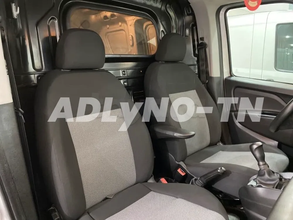 2021 FIAT DOBLO PREMIÈRE MAIN ? à Tunis - Photo 9