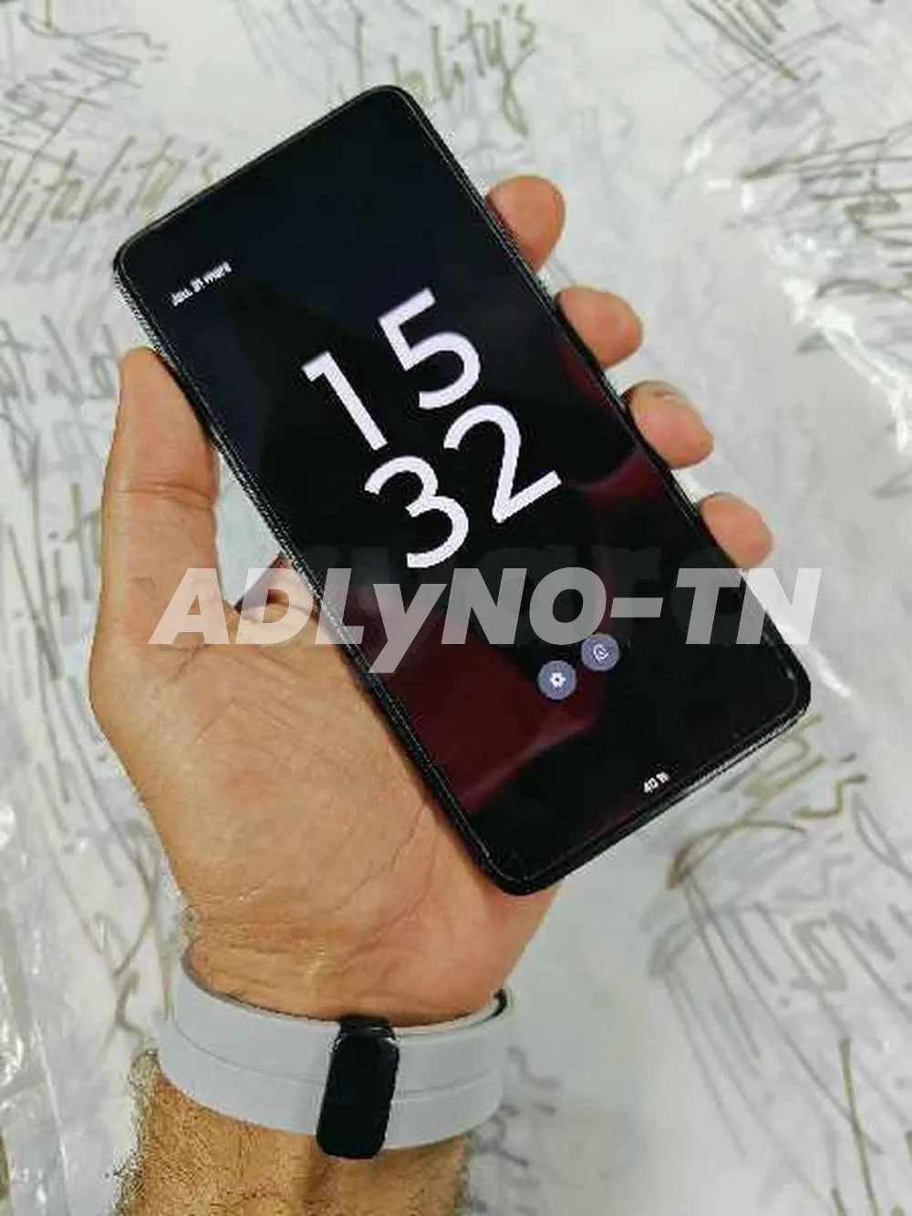 motorola thinkphone 8/256 snapdragon 8gen 1 valide à sousse - Photo 9