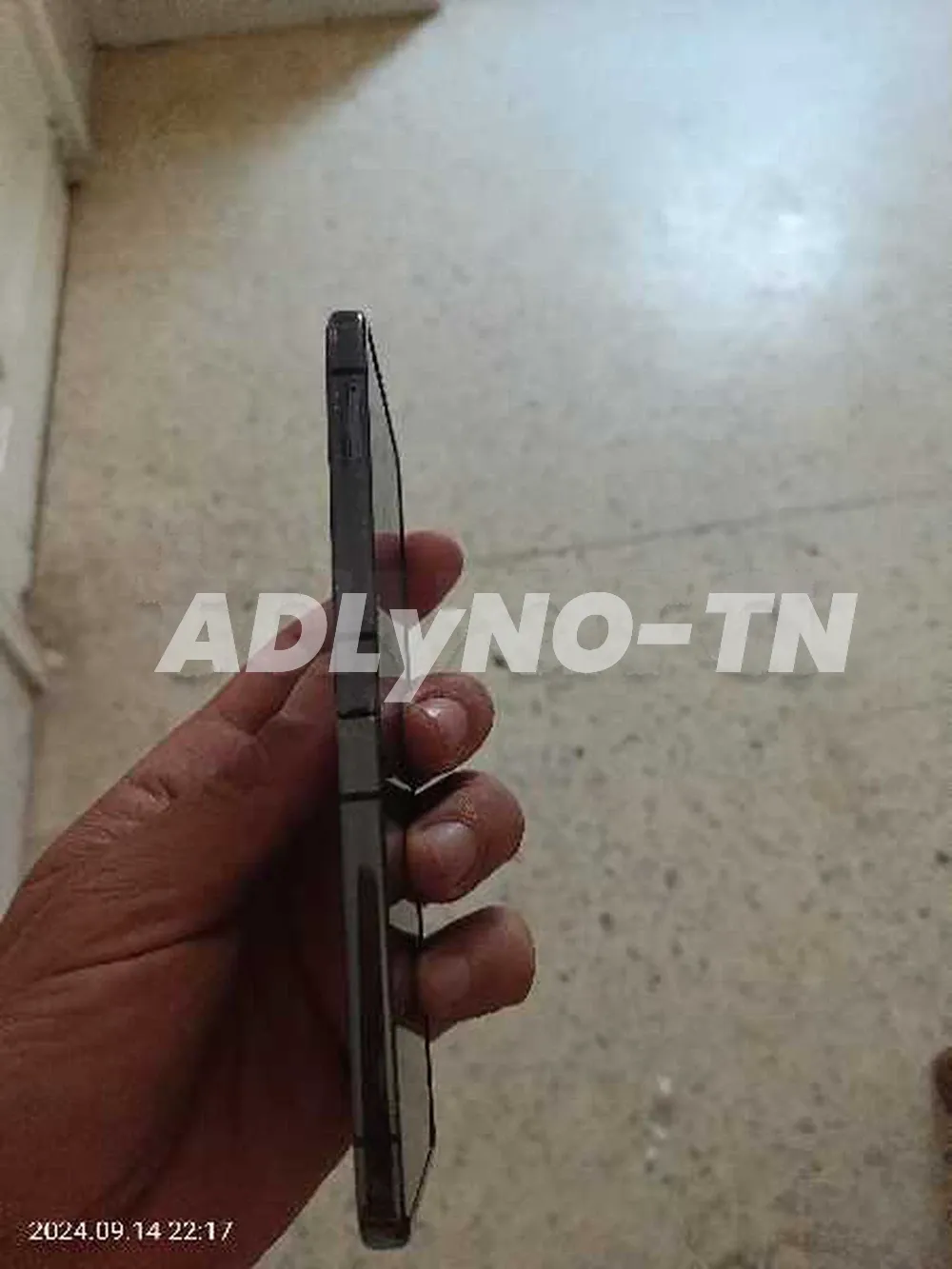 Galaxy Z Flip4 etat neuf à Ariana - Photo 9
