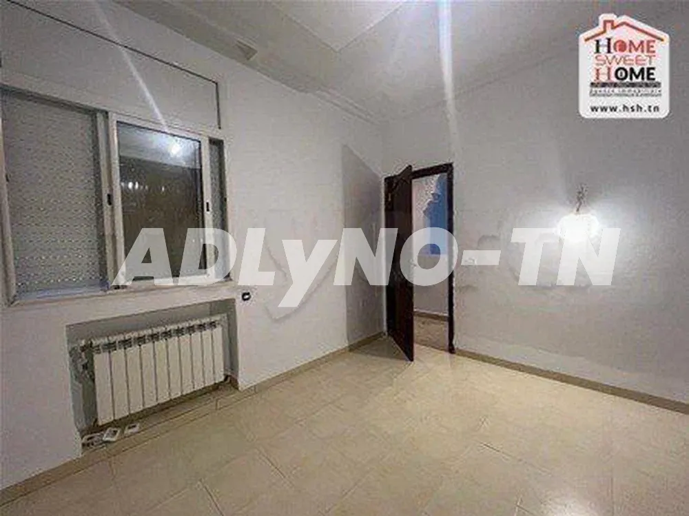 Villa England à Louer à La Soukra à Ariana - Photo 3
