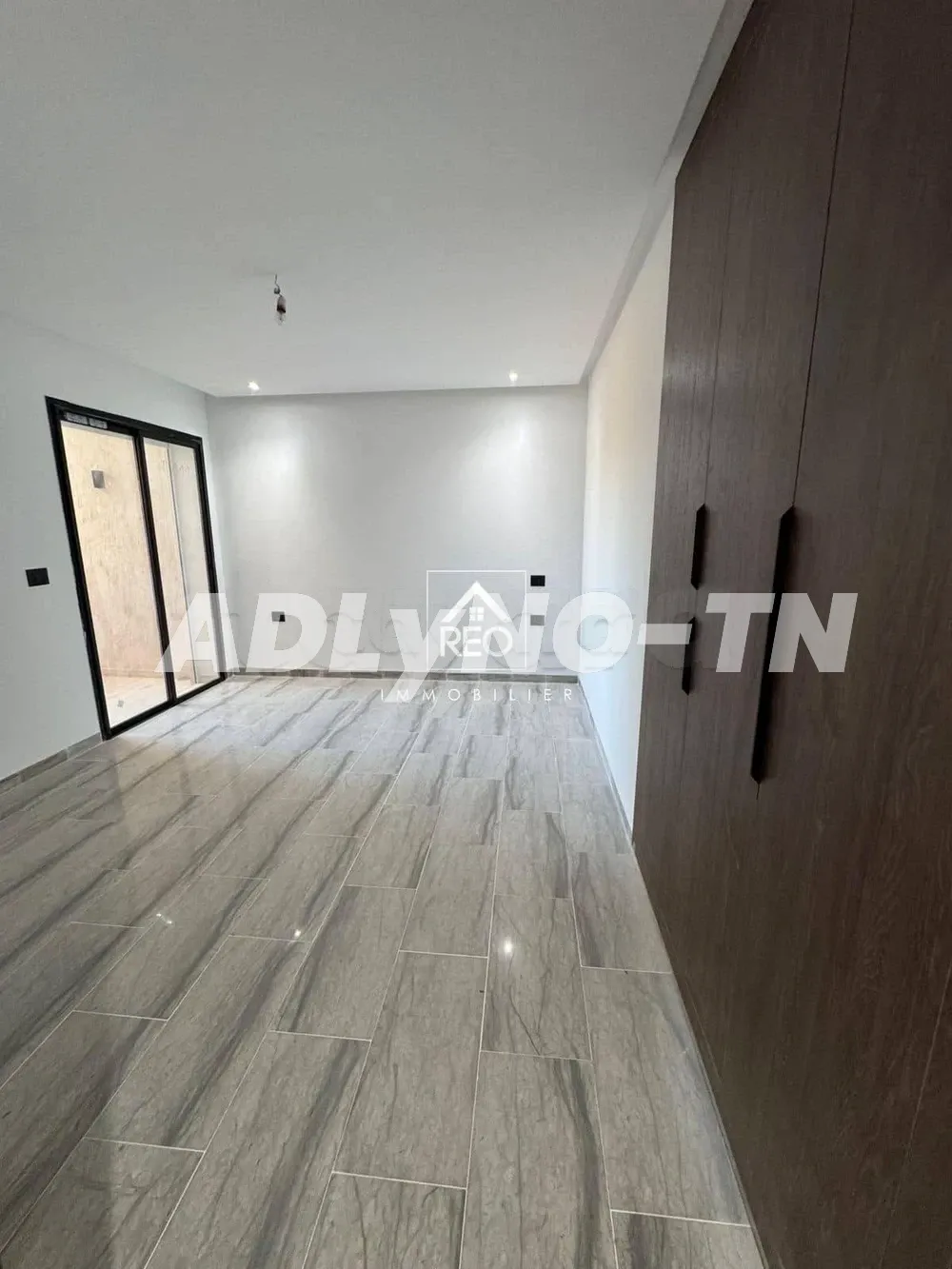REO Immobilier propose à la vente un duplex situé à La Soukra, réparti sur deux étages à Ariana - Photo 7