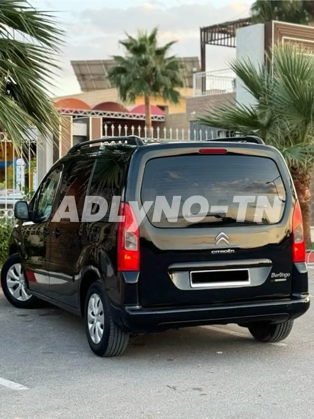 CITROEN BERLINGO multispace ??b9 5 place ?? model 2014⛽️diesel EHDI ☎️29507105 à Monastir - Photo 3