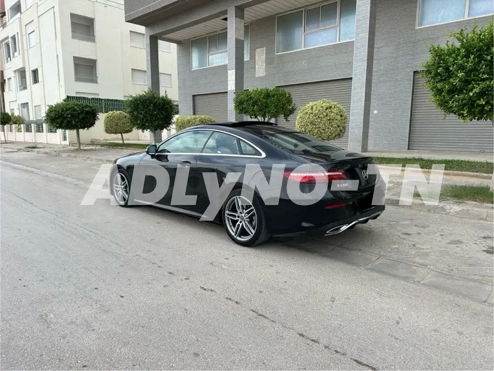 Mercedes classe E200 kit amg à Tunis - Photo 1