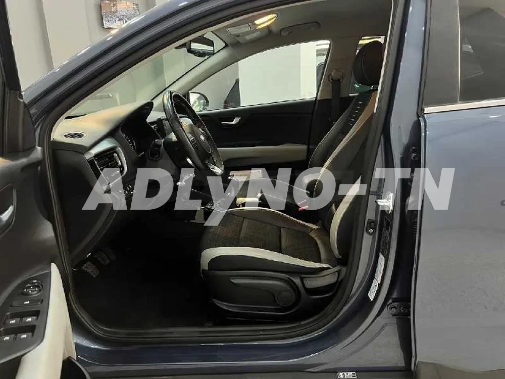 KIA STONIC à Sfax - Photo 5