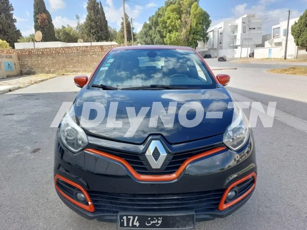 Renault Captur à Ben Arous - Photo 1
