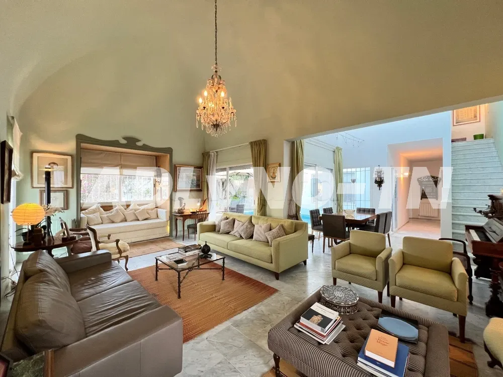 A Vendre villa de 500 m² sur un terrain de 550 m² à Ennasr 2 à Ariana - Photo 9