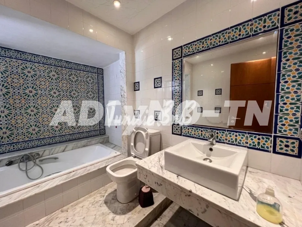 A louer une villa de 880m² au lac2 à Tunis - Photo 5