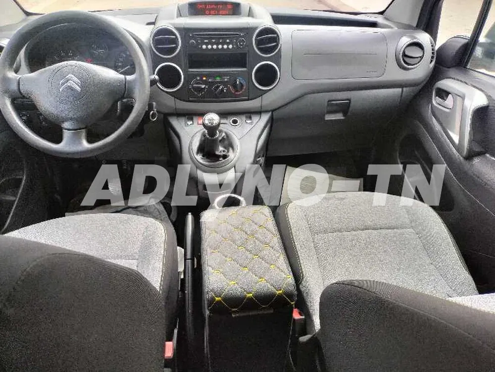 Citroen berlingo 5 places à Sfax - Photo 4