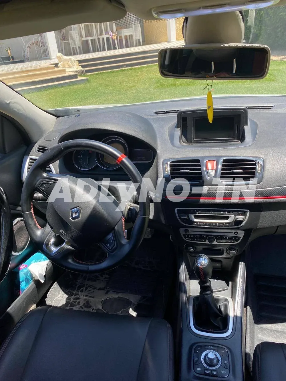 Megane 2portes 1.4l turbo à Tunis - Photo 9