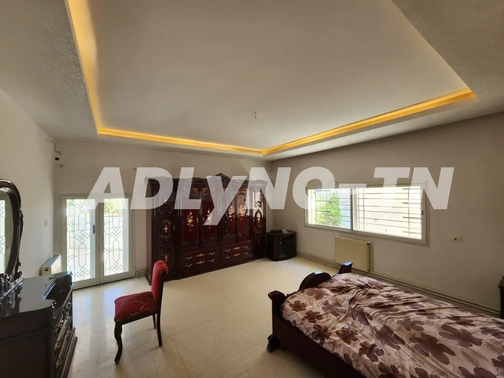 A louer une grand villa sur la route de la Soukra à Ariana - Photo 7