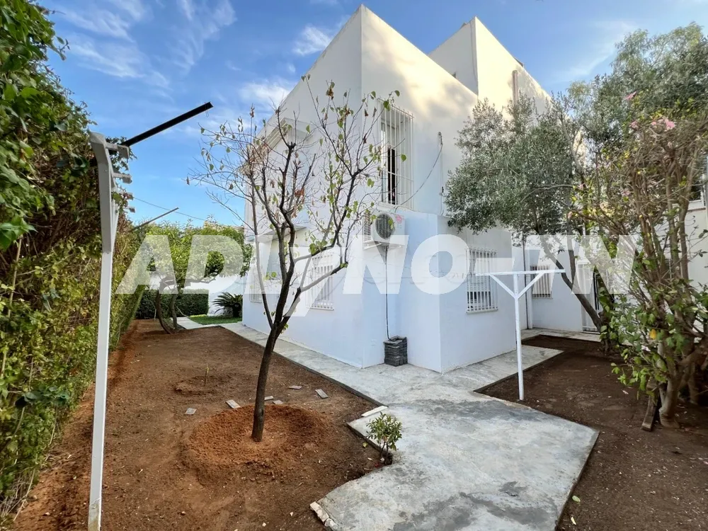 A Vendre villa de 500 m² sur un terrain de 550 m² à Ennasr 2 à Ariana - Photo 6