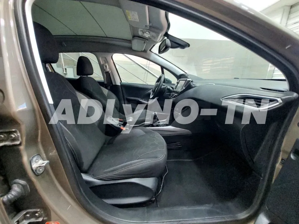 PEUGEOT 2008 1.2 -TEL 98479647 à Ariana - Photo 8
