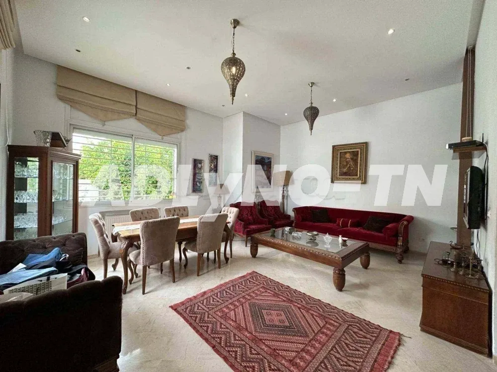 av belle villa de 700m avec piscine à hammamet sud