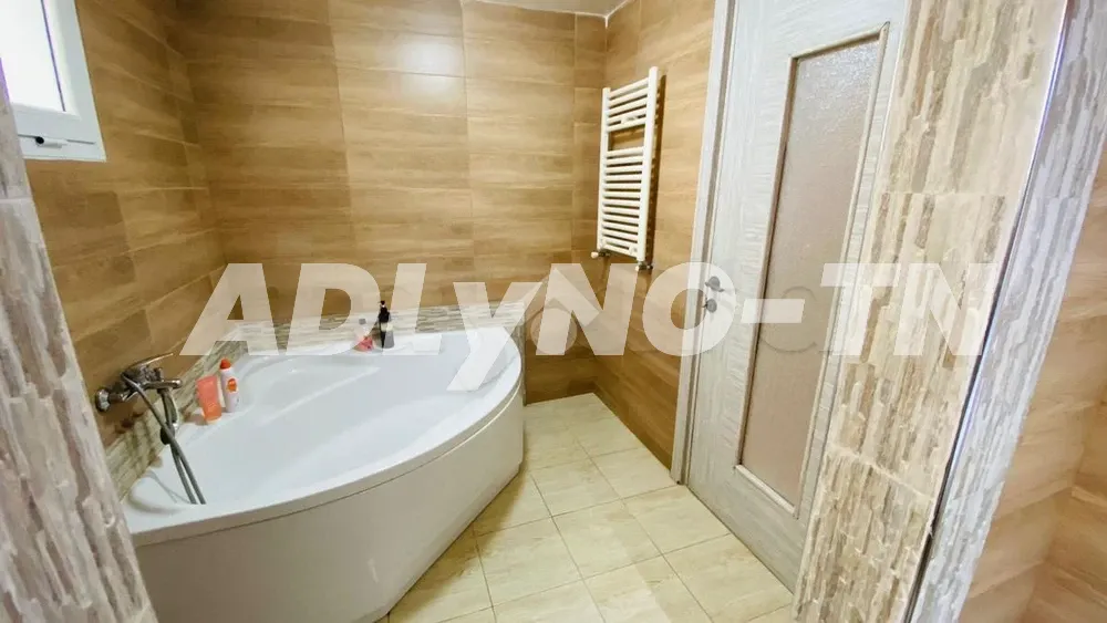 ?Opportunité d'#achat à ne pas rater Tecnocasa Nouvelle Medina 3 met en #vente un #Maison S+5 avec une superficie de 204m² à Ben Arous - Photo 4