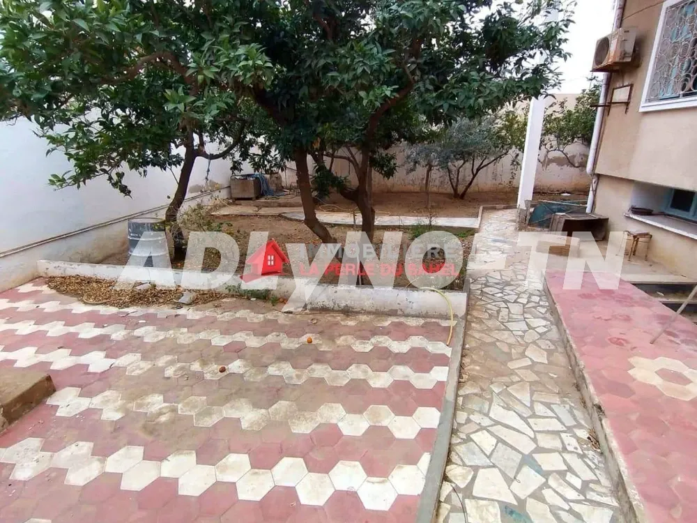 REZ DE CHAUSSE + DEUX ETAGES A⛔ HAMMEM SOUSSE à sousse - Photo 4