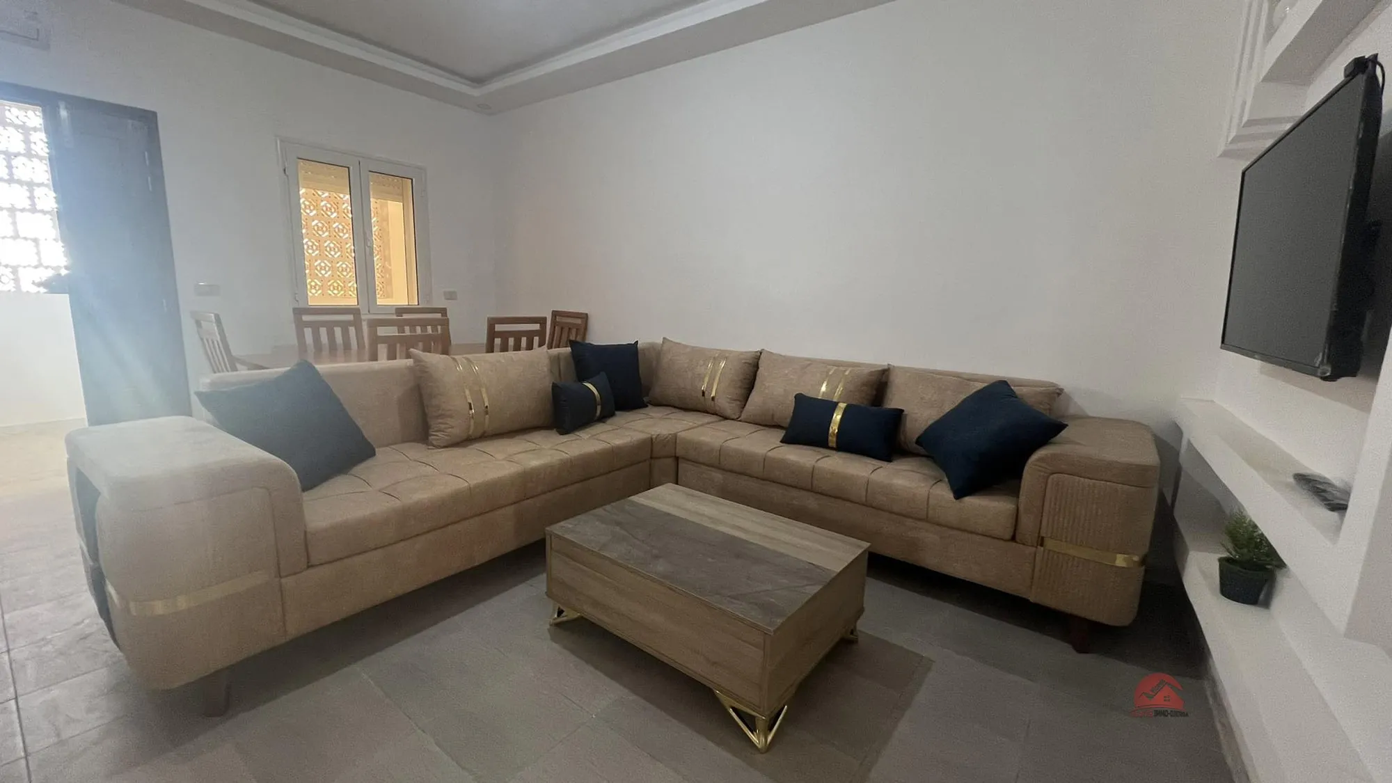APPARTEMENT À LOUER À LA ZONE TOURISTIQUE DJERBA - RÉF L726 à Medenine - Photo 1