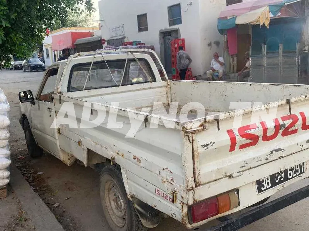 Isuzu cabine à Kairouan - Photo 3