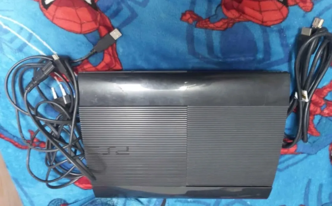 Ps3 super slim à Beja - Photo 2